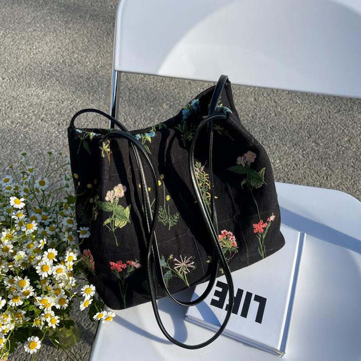 Iris | Vintage Flower Embroidery Bag