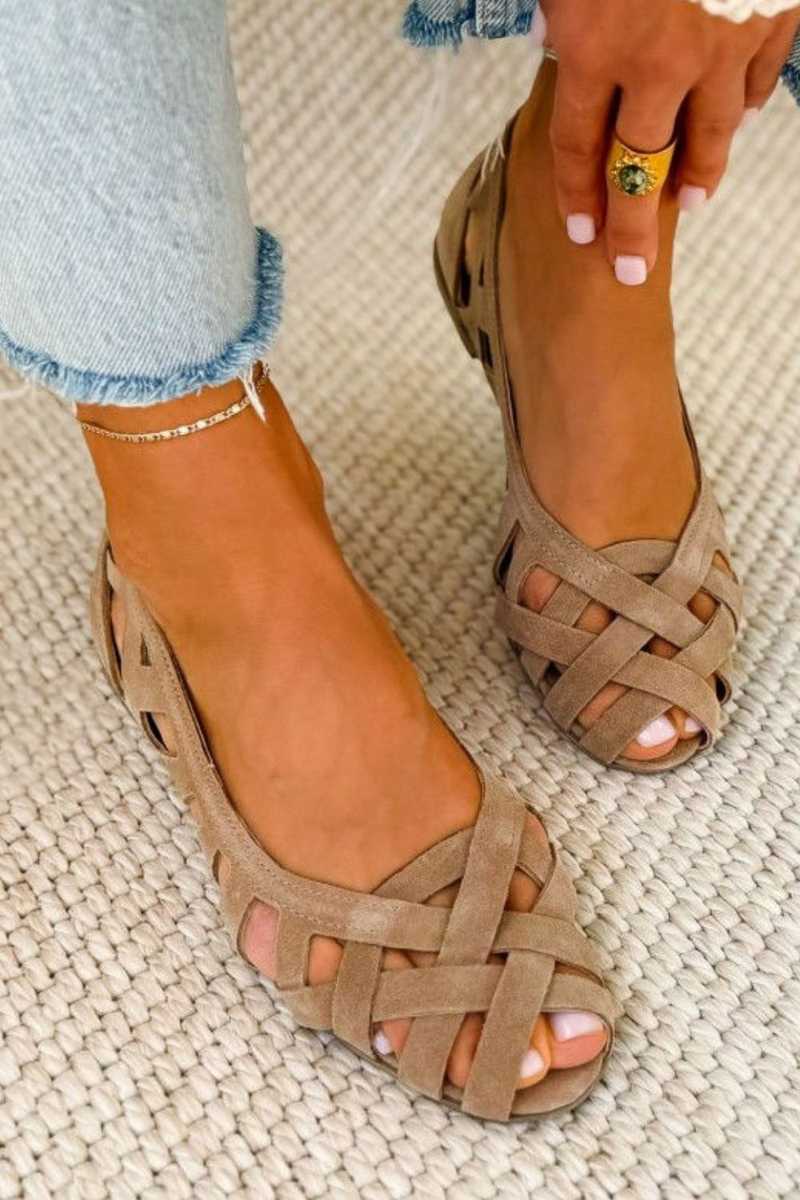 Deira | Flat Open-toe Sandals with Crisscrossed Fabric for Summer