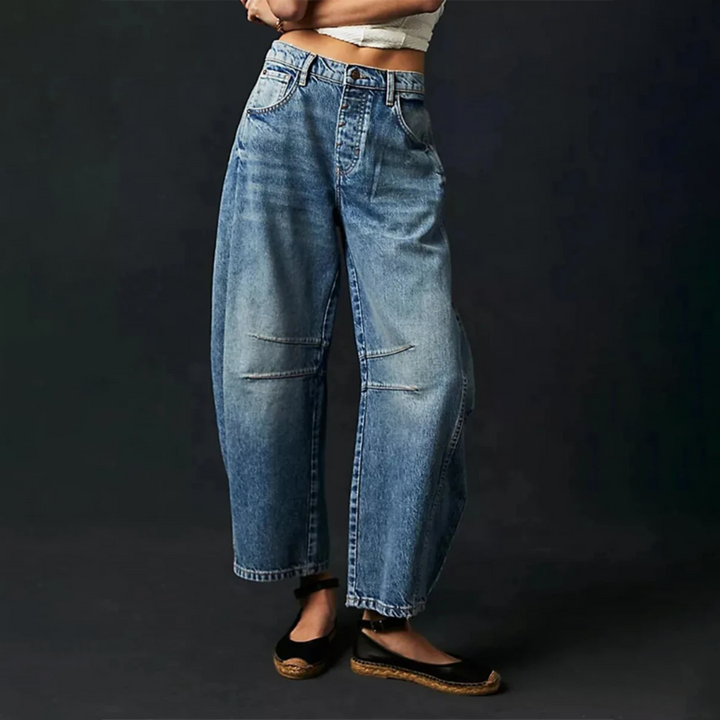 Ria Chic Wide-Leg Jeans