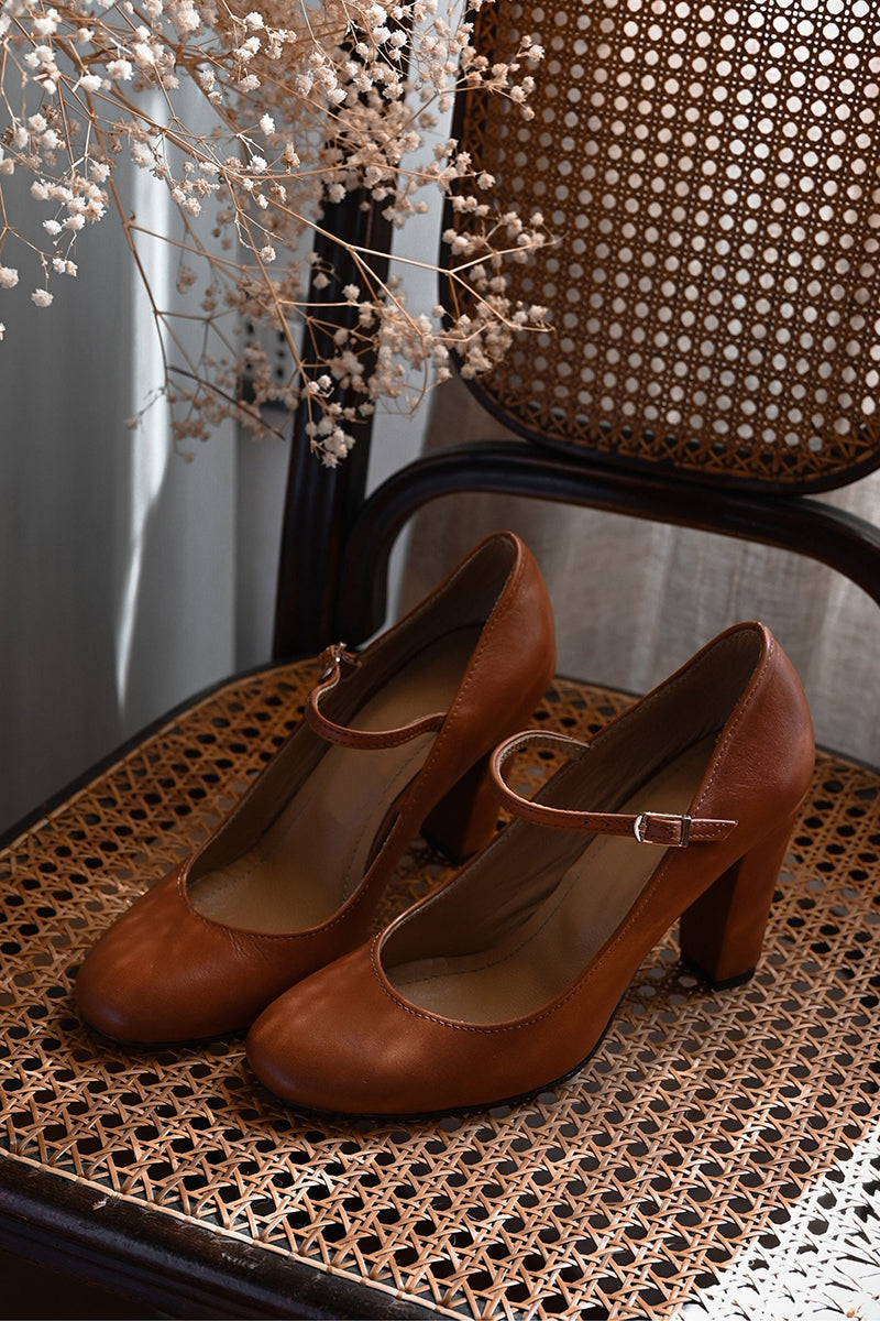Giulia | Comfortable Low-Heeled Sandals for Everyday Use