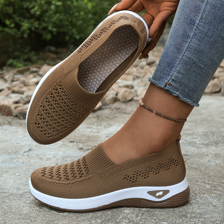 Maëline | Lightweight Active Comfort for Everyday