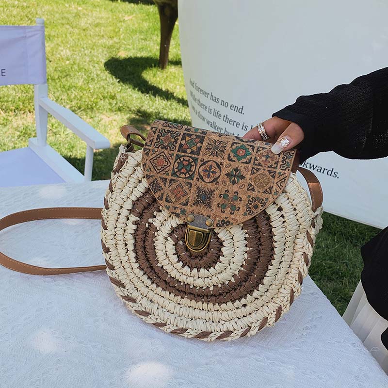 Biscuit | Woven Straw Shoulder Bag