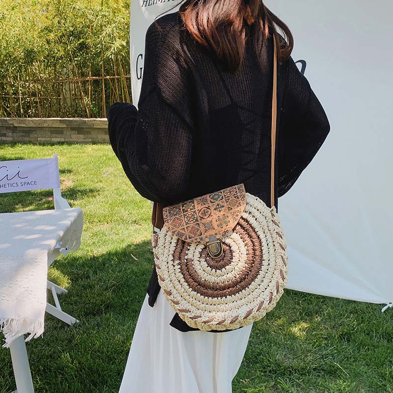 Biscuit | Woven Straw Shoulder Bag