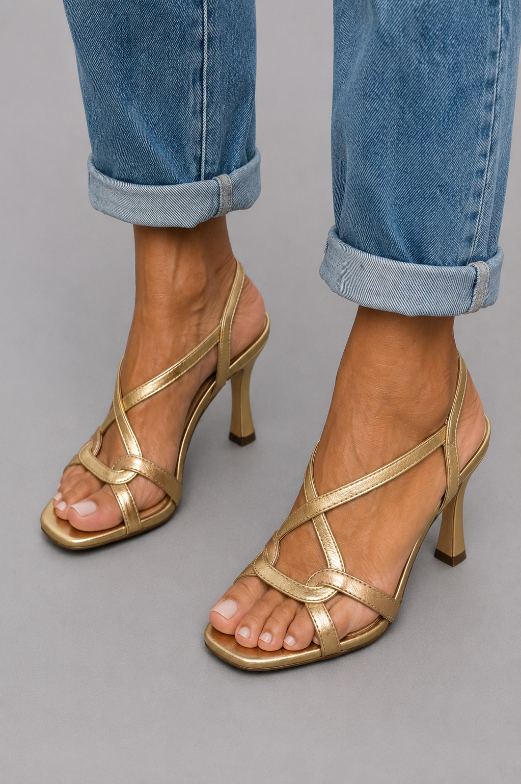 Estíbaliz | Metallic Gold High Heels with Crossed Straps for Summer
