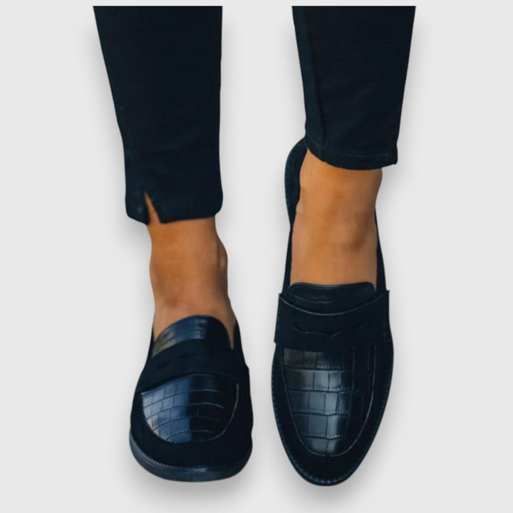 Sara | Elegant Moccasin