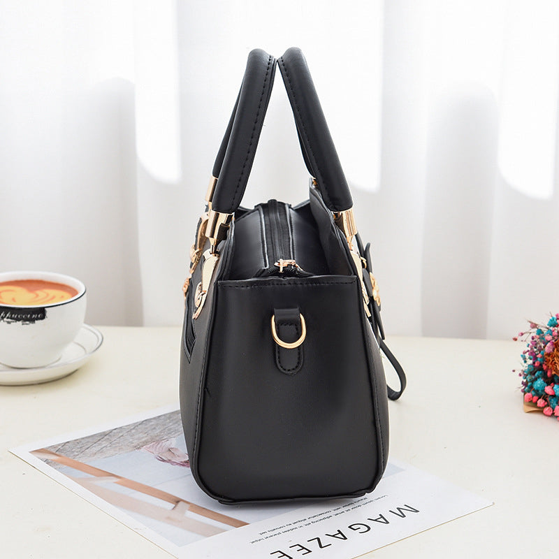 Ivy | Vintage Floral Embroidery Bag