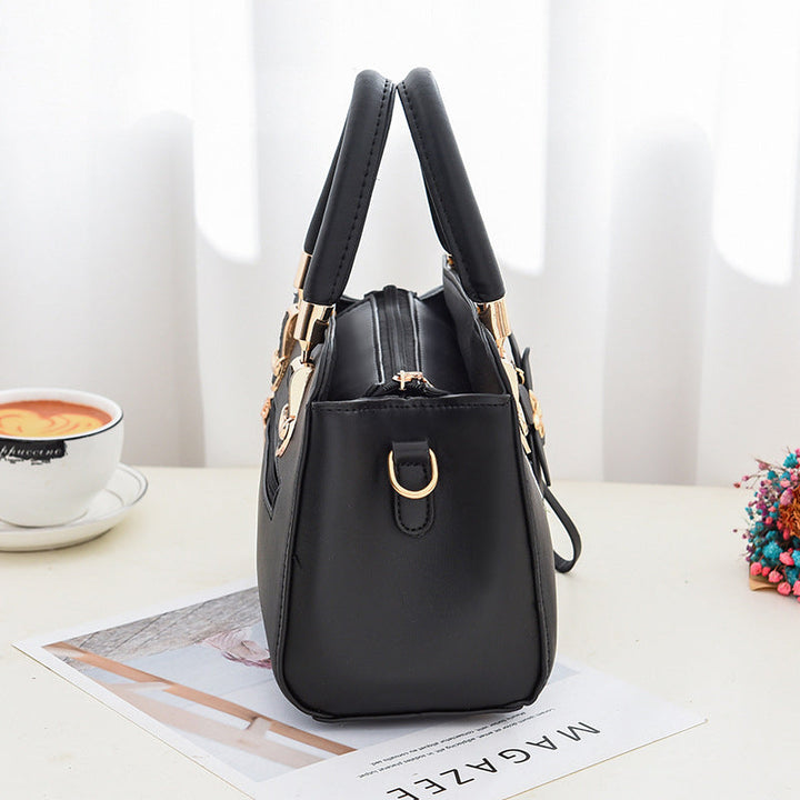 Ivy | Vintage Floral Embroidery Bag