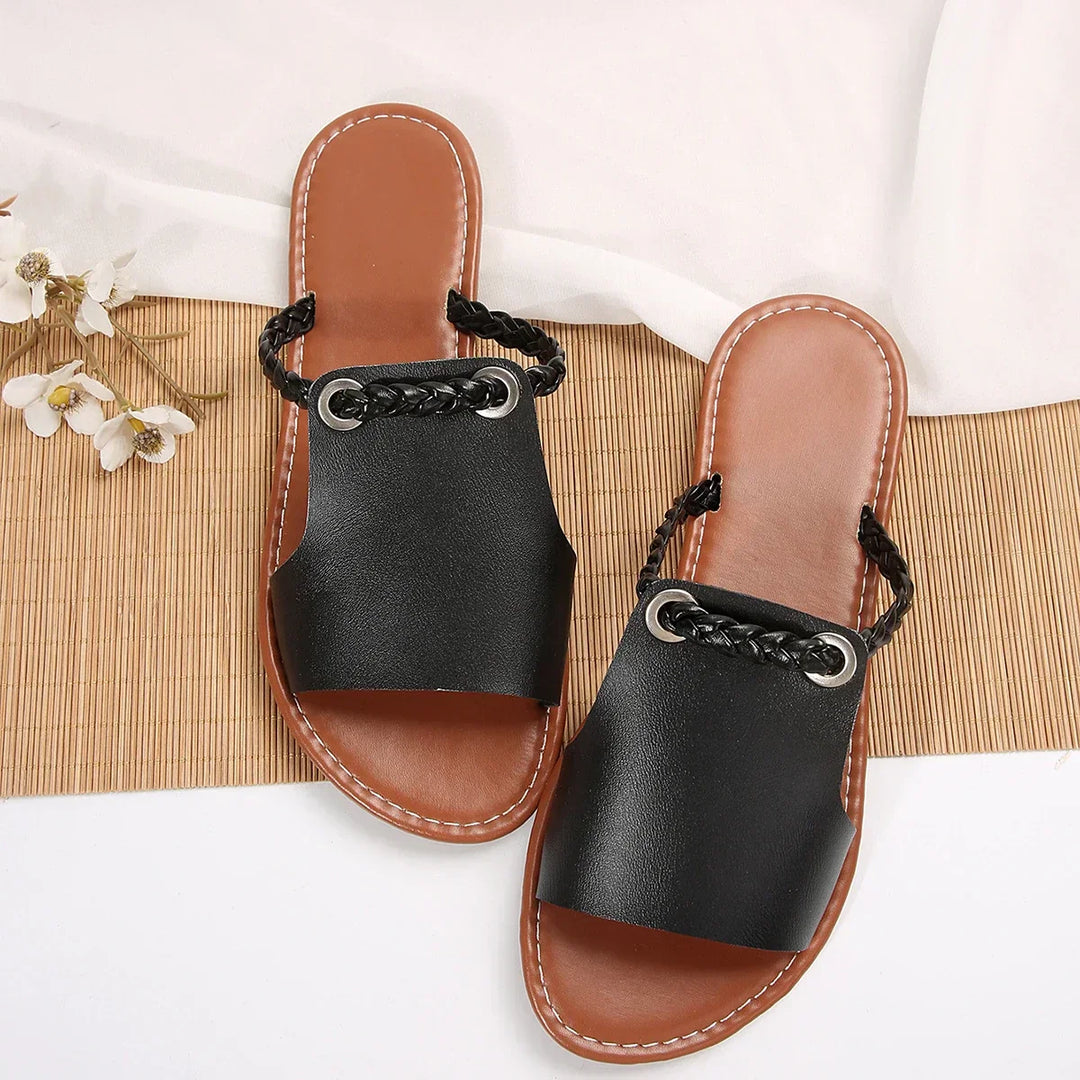 Velona | Braided Thong Leather Sandal