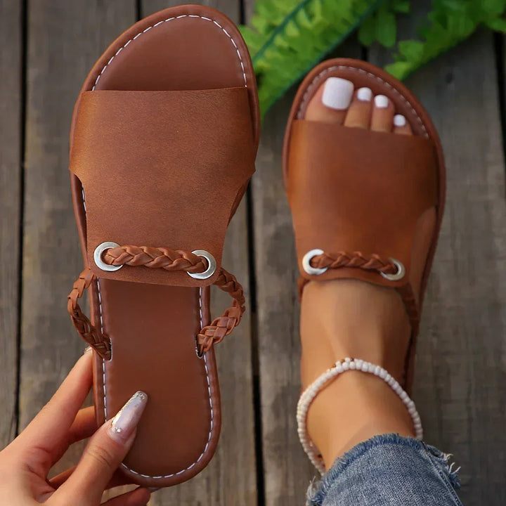 Velona | Braided Thong Leather Sandal