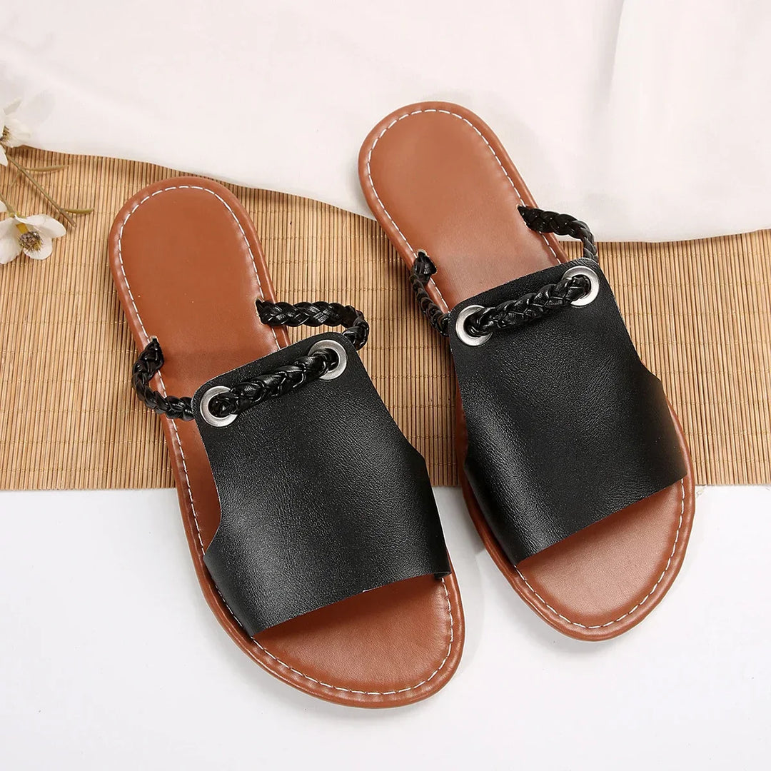 Velona | Braided Thong Leather Sandal