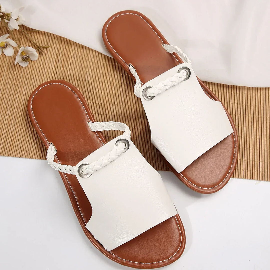 Velona | Braided Thong Leather Sandal
