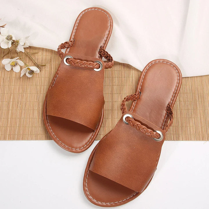 Velona | Braided Thong Leather Sandal