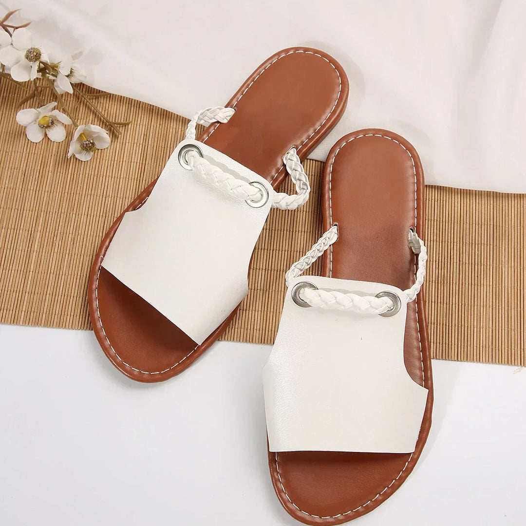 Velona | Braided Thong Leather Sandal