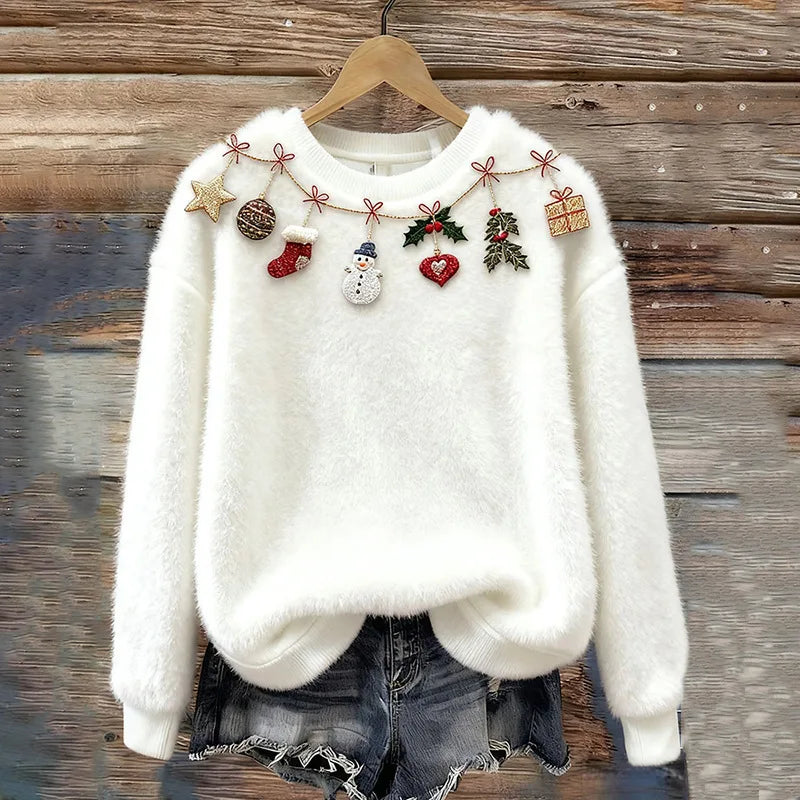 Cosy Winter Jumper | White Festive Wreath