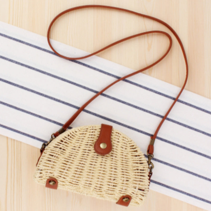 Suki | Half-Moon Straw Bag