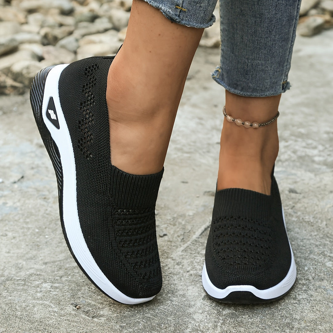 Maëline | Lightweight Active Comfort for Everyday