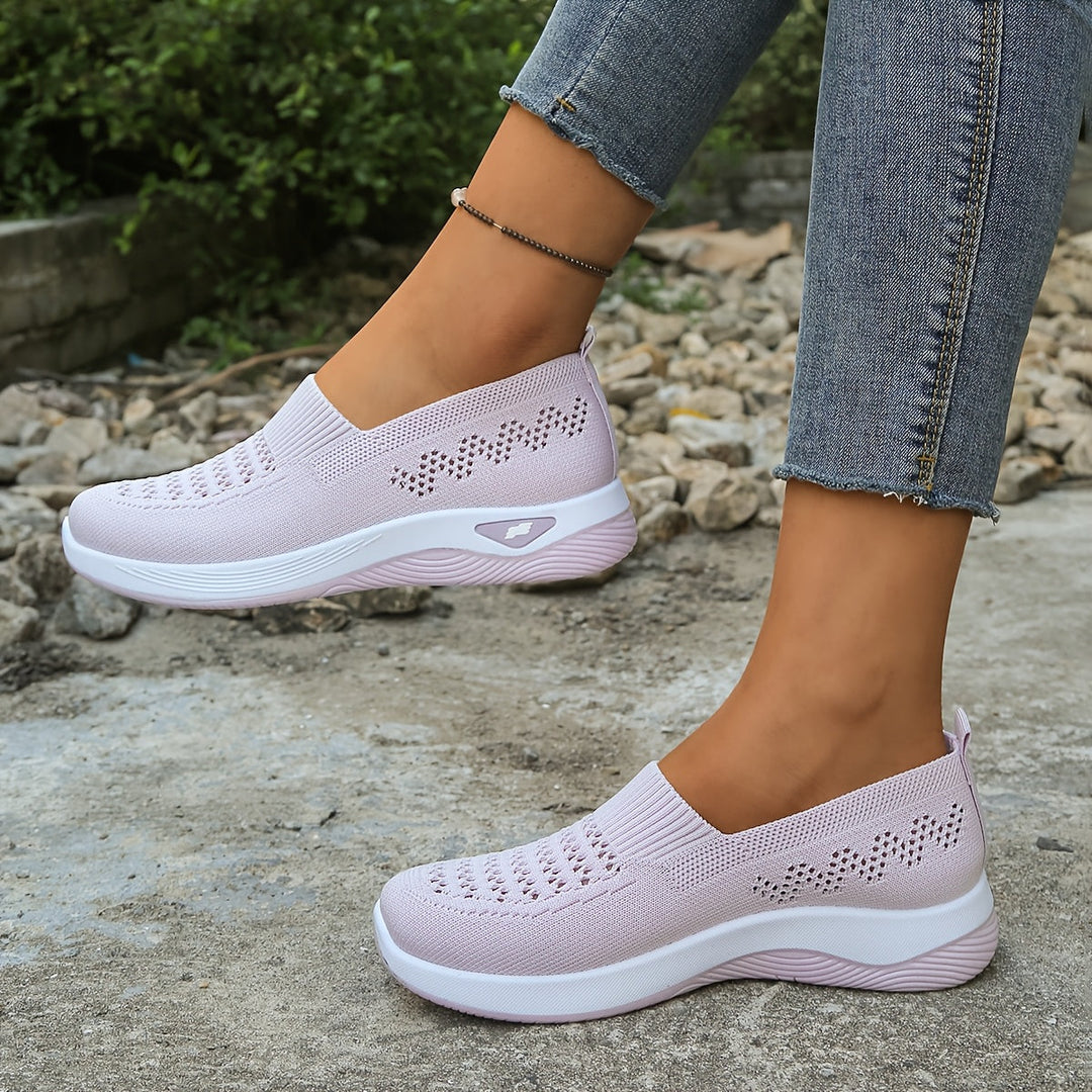 Maëline | Lightweight Active Comfort for Everyday