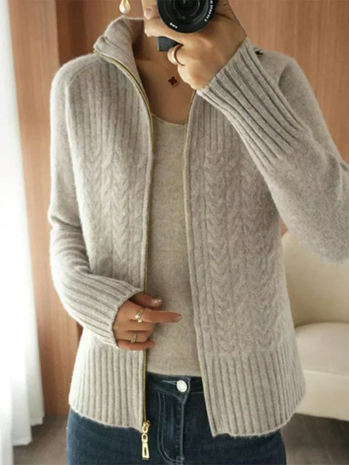 Mila | V-Neck Zip Knit Sweater