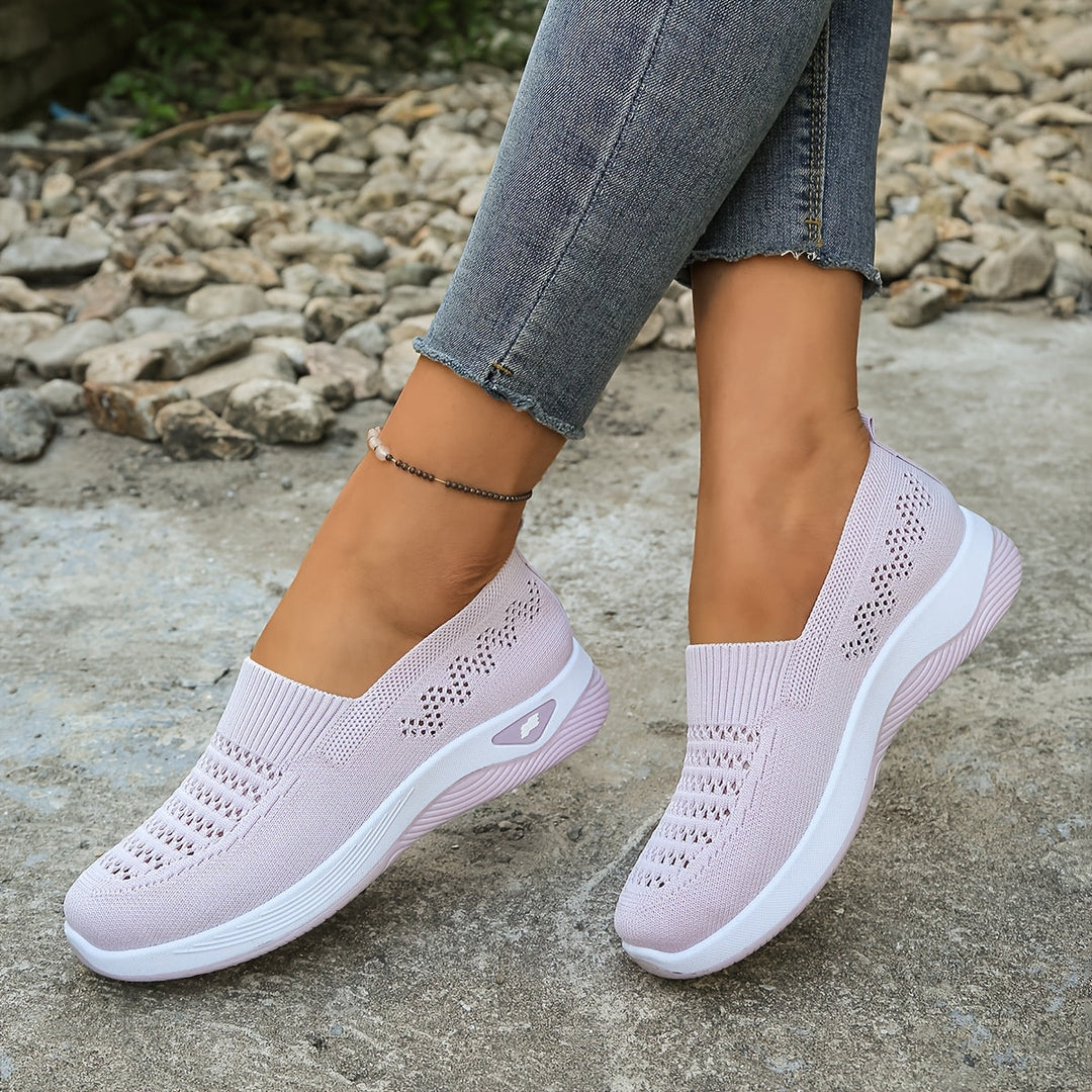 Maëline | Lightweight Active Comfort for Everyday