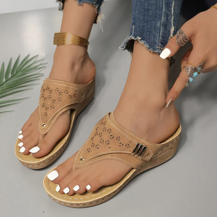 Giovanna | Comfortable and Stable Wedge Sandals