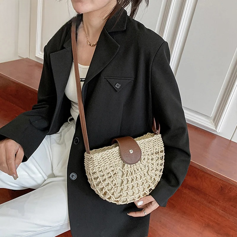 Winter | Straw bag with brown strap