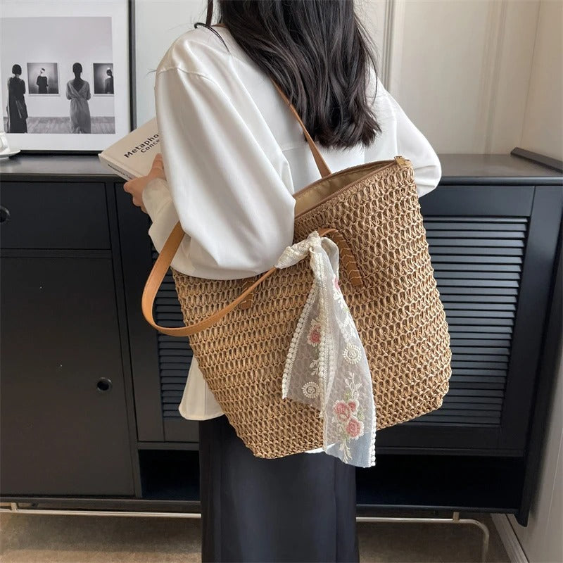 Sienna | Tote Bag with Straw Look