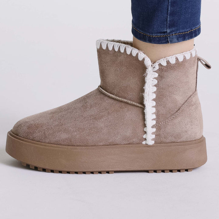 Wanda | Padded Ankle Boots