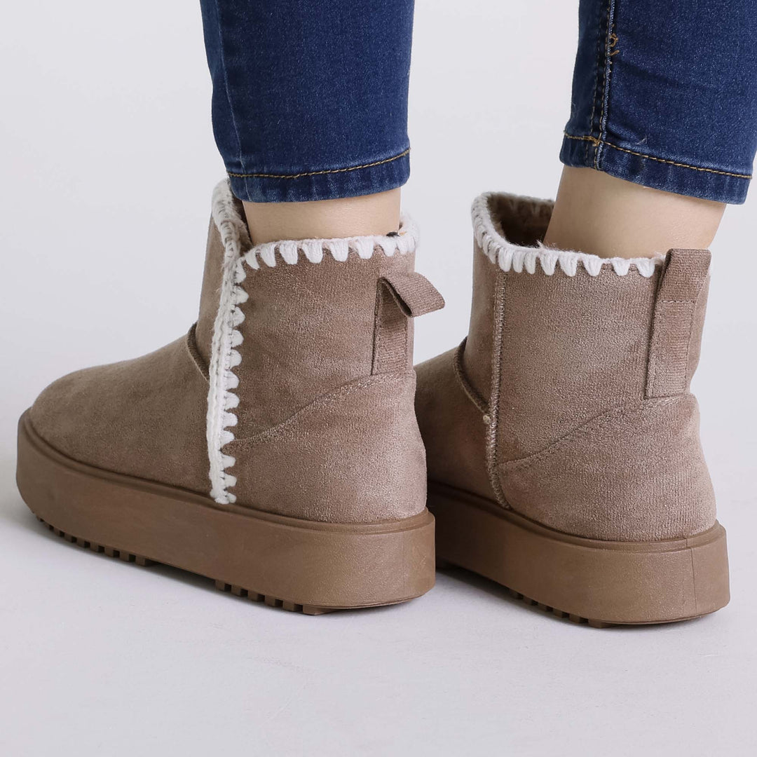 Wanda | Padded Ankle Boots
