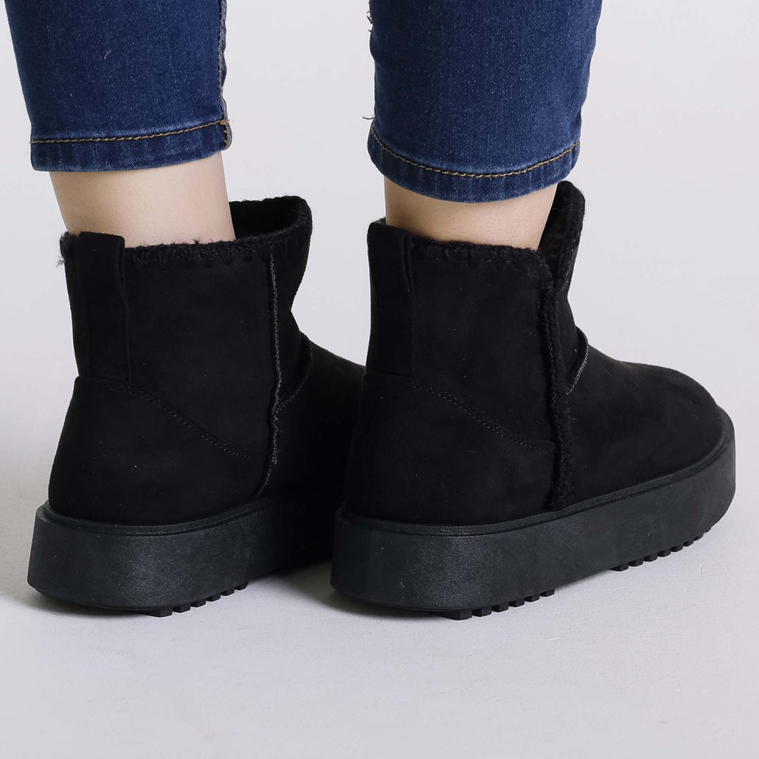 Wanda | Padded Ankle Boots