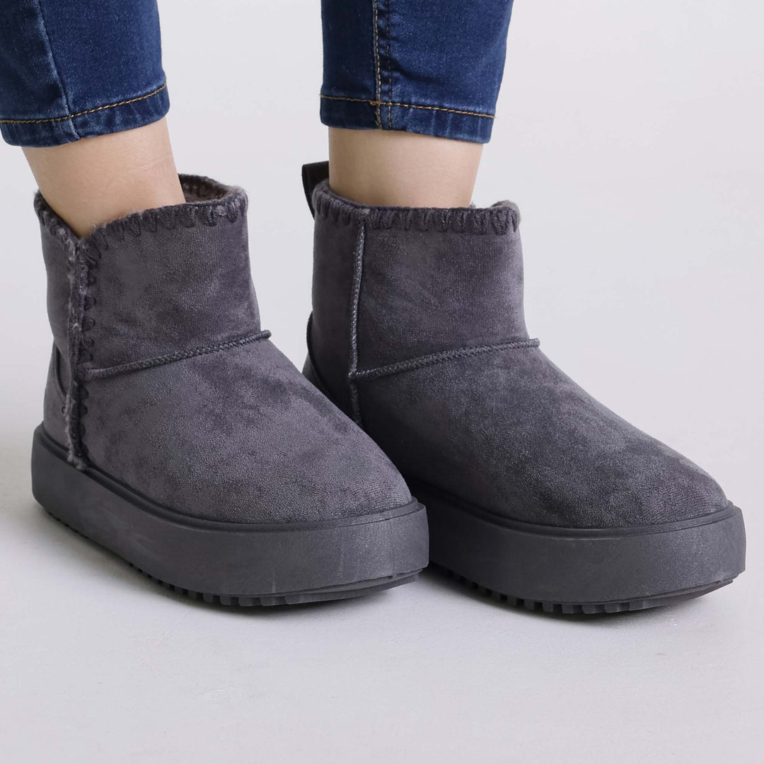 Wanda | Padded Ankle Boots